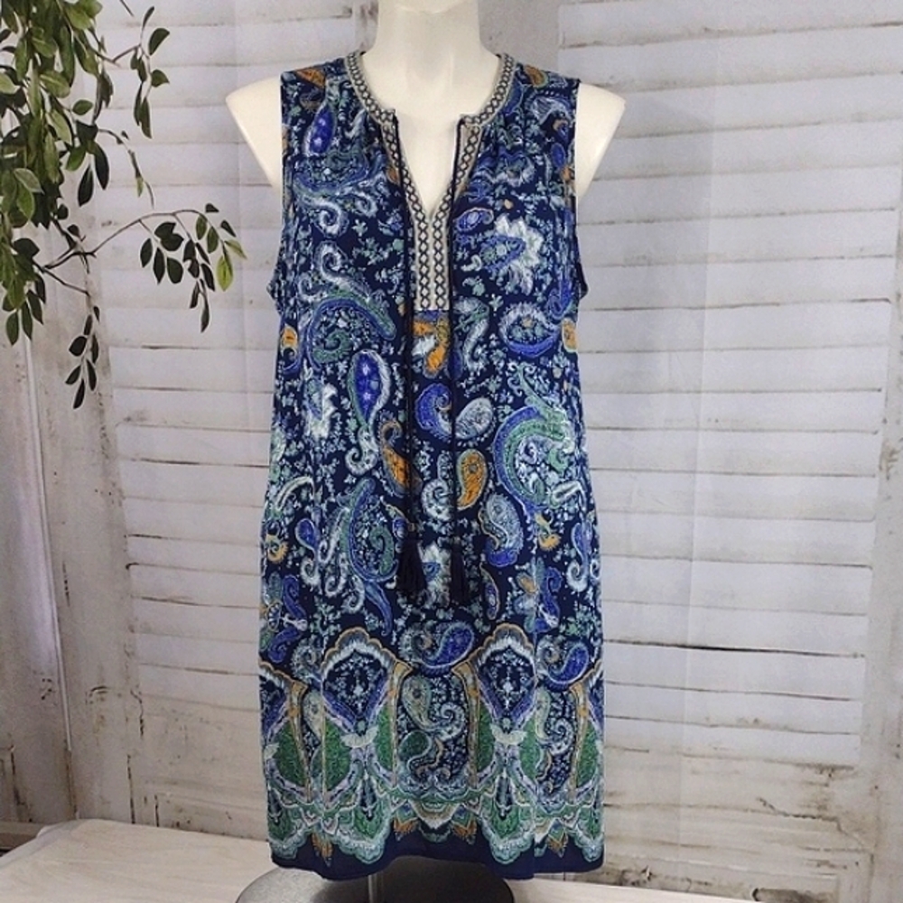 DR2 Daniel Rainn Blue Dress with V-Neck and Ornate Design Size XL